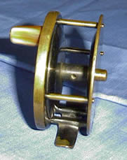 Brass plate wind fly reel