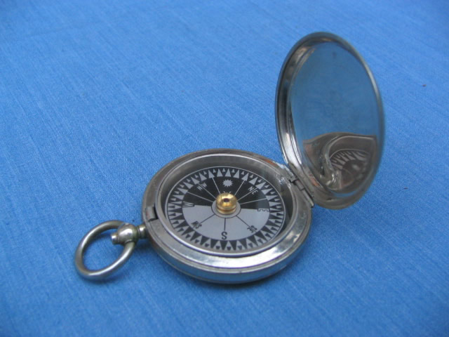 WW1 Singers Patent opocket compass by Stanley London