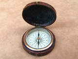 Early 20th century Sherwood London pocket compass with Verners style dial.