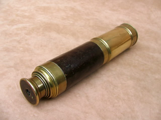 3 draw marine telescope in closed position
