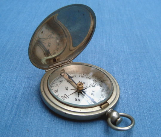 Early 20th century French pocket watch style compass