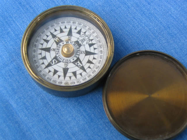 Mid 19th C brass pocket compass , WH Moralee, North Shields