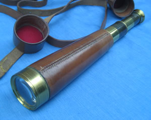 Troughton & Simms, London, 2 draw telescope