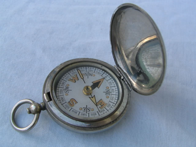 Dennison WW1 military pocket compass, 1917