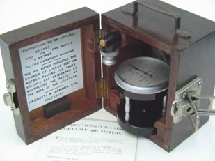 Low speed anemometer by Negretti & Zambra