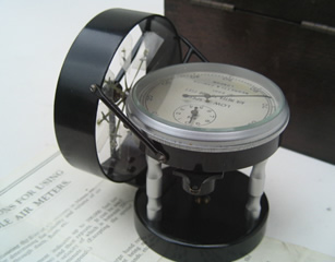 N & Z Low speed airflow meter in case