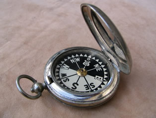 1915 WW1 Officers pocket compass by Ed Koehn, Switzerland