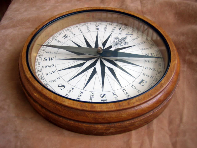Victorian circular desk top compass by F Barker & Son