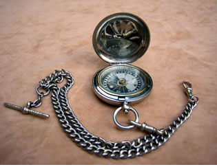 WW1 Officers pocket compass with double albert chain