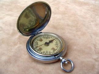1934 F Barker & Son MKVI pocket compass