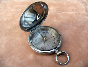 Vintage English hunter cased pocket compass