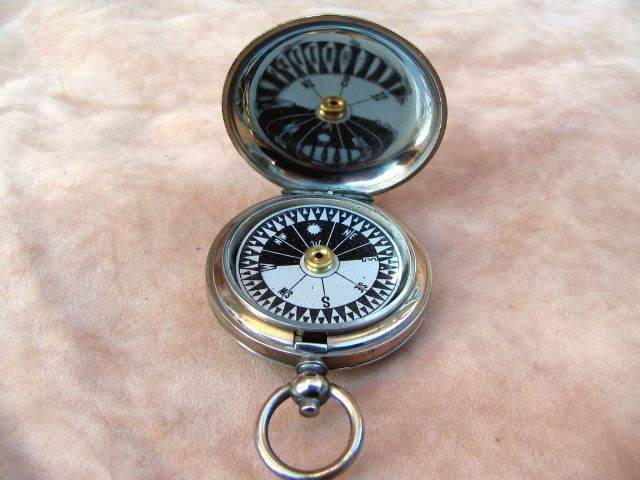 WW1 officers pocket compass by Sherwood & Co London, 1916