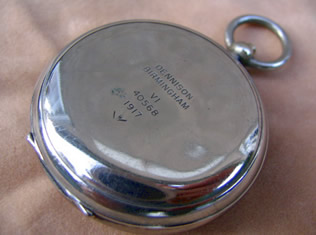 WW1  Officers pocket compass by Dennison 