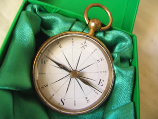 Georgian brass pocket compass in modern presentation box