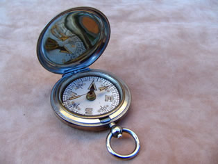 Full hunter cased Dennison Mk VI pocket compass