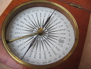 Mid 19th century mahogany cased compass