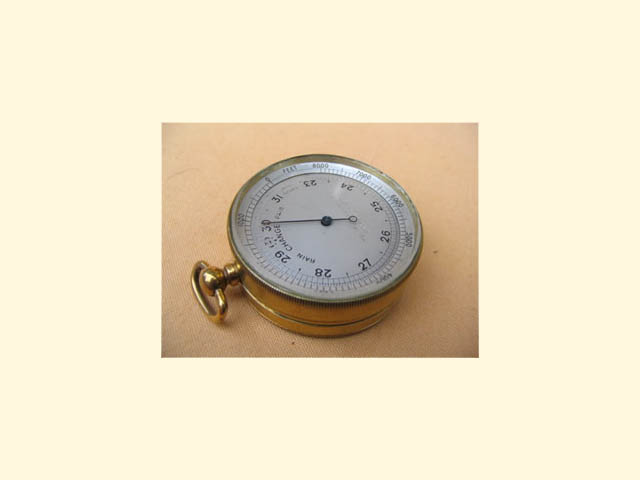 Pocket barometer with Altimeter to 8000 feet