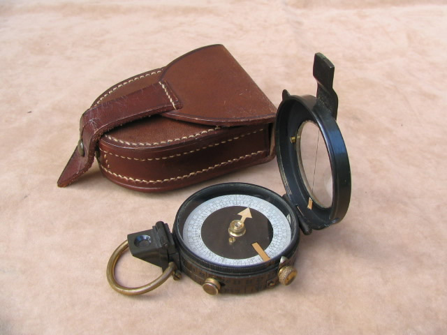 WW1 era Verners MK VII style prismatic compass with leather case