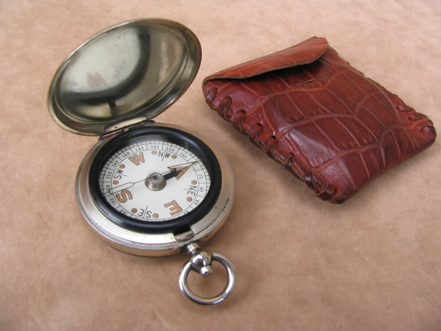 Vintage hunter cased pocket compass with leather pouch