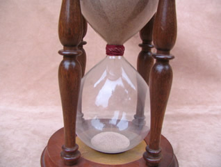 4 pillar Edwardian hourglass 
