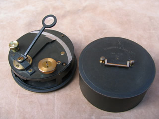 Military box pocket sextant WW1, by Hughes & Son