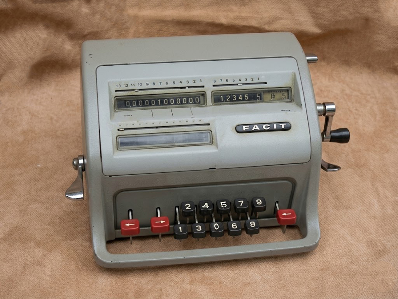1961 Facit C1-13 mechanical calculator