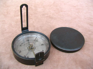 S Brush Melbourne, compass with separate cover