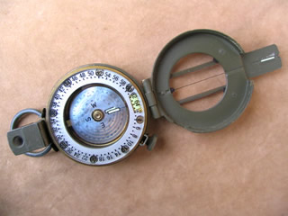 Stanley G150 prismatic compass