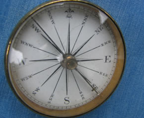 Georgian pocket compass, ceramic dial