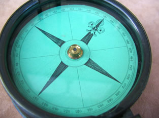 Close up view of jewelled pivot dial