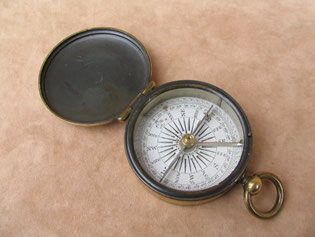 Pocket compass by William Watson & Son Holborn