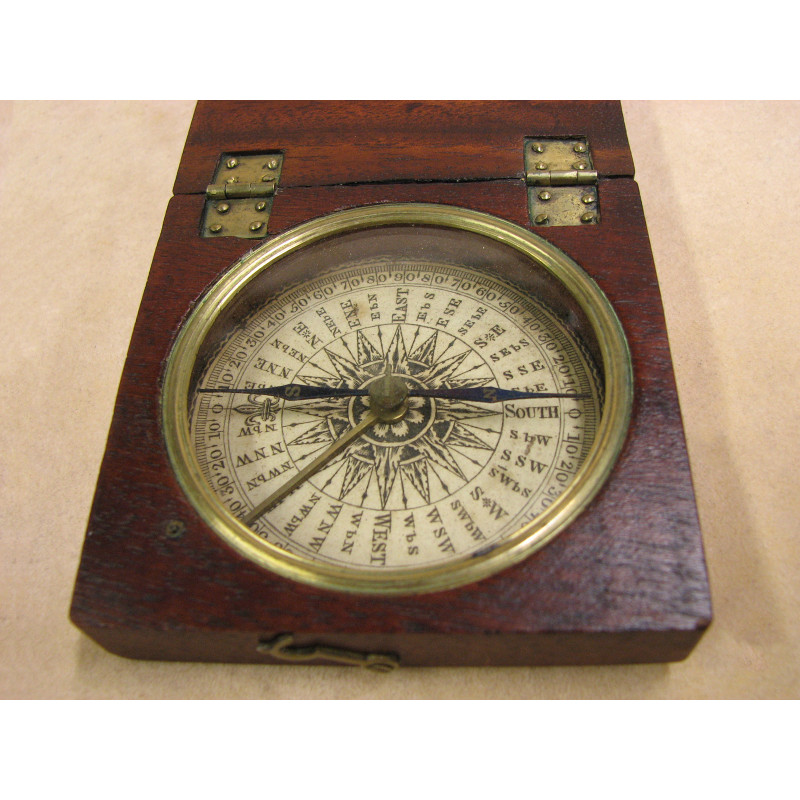 Antique Georgian mahogany cased pocket compass - circa 1820